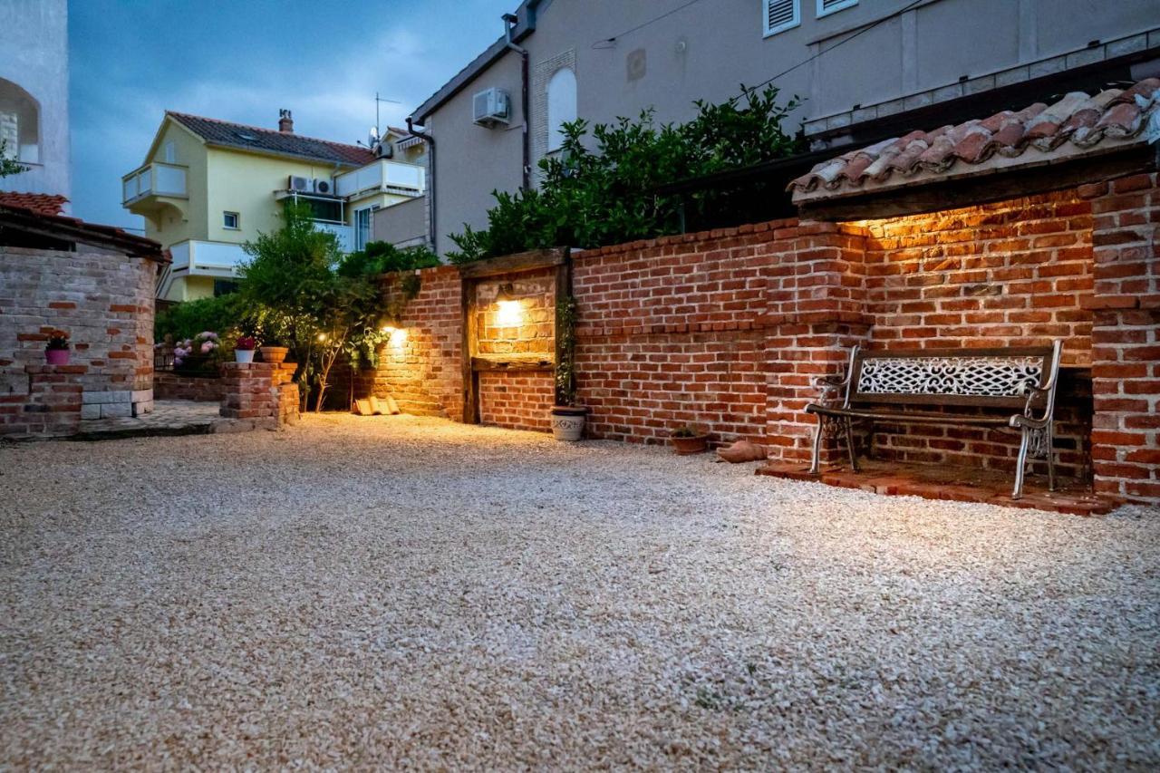 Grgurić apartments Palit Zewnętrze zdjęcie