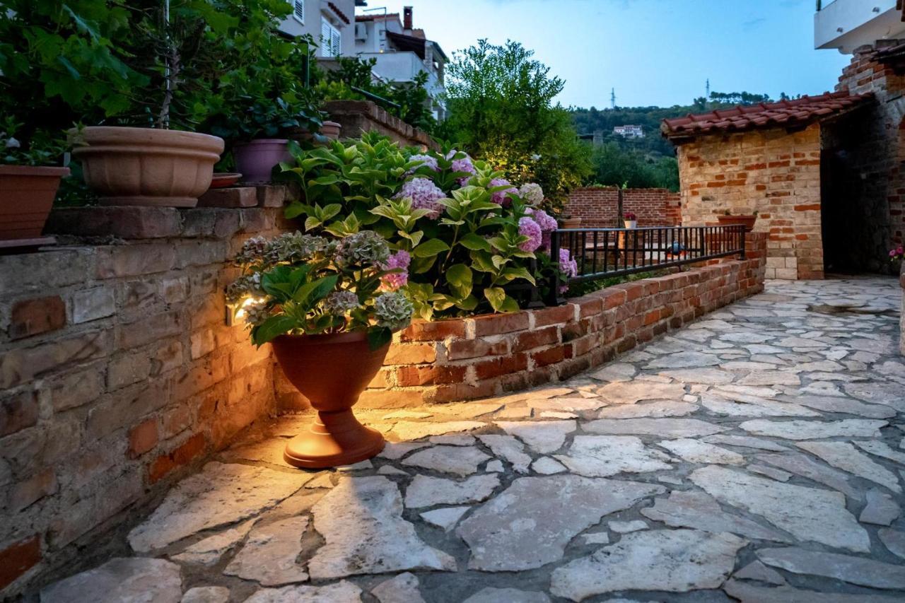 Grgurić apartments Palit Zewnętrze zdjęcie