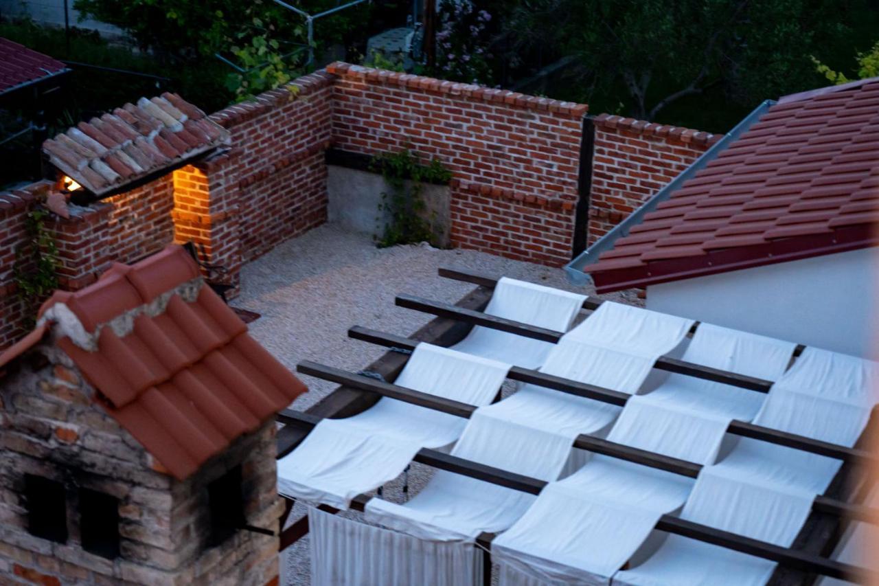 Grgurić apartments Palit Zewnętrze zdjęcie