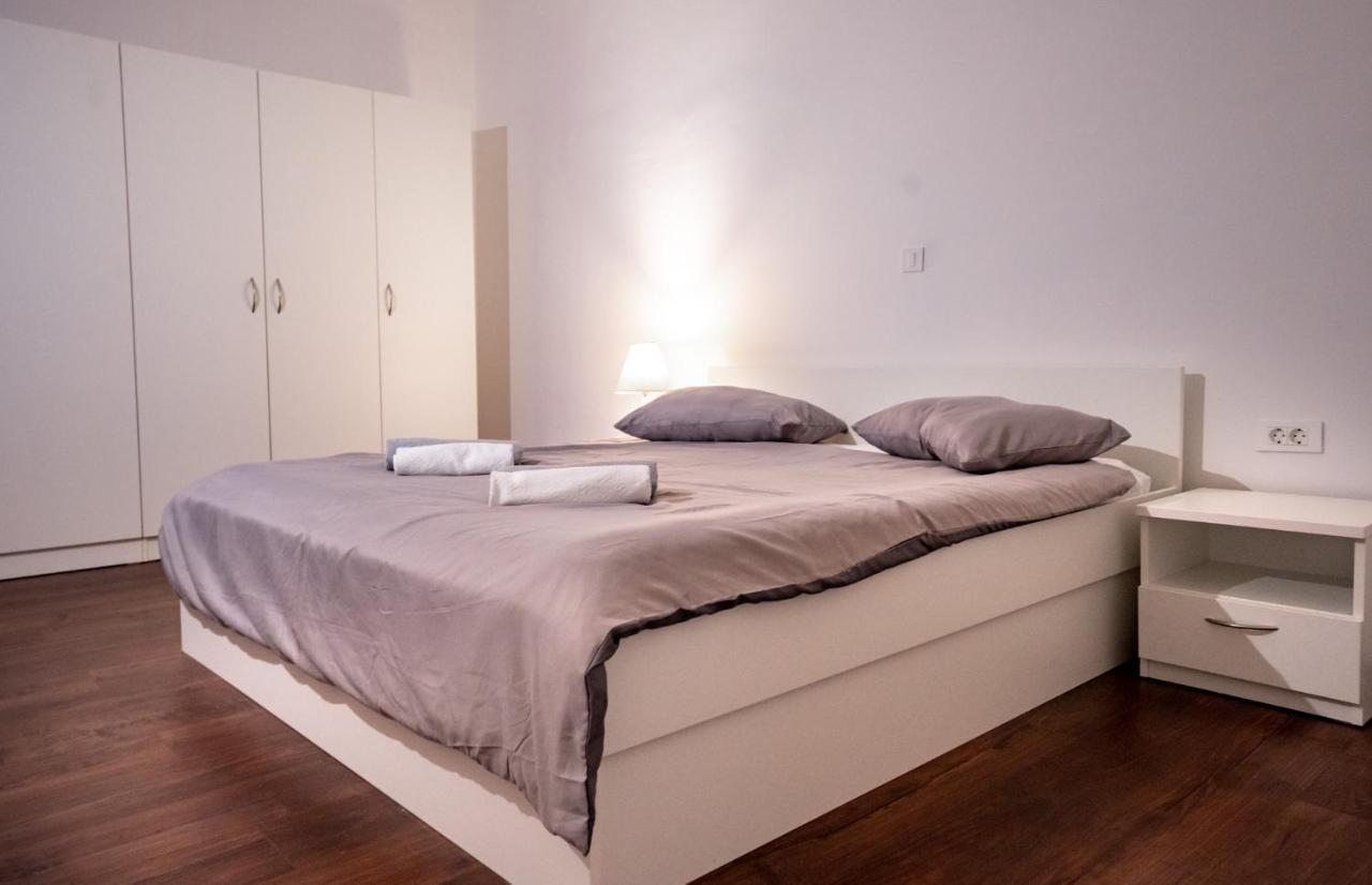 Grgurić apartments Palit Zewnętrze zdjęcie