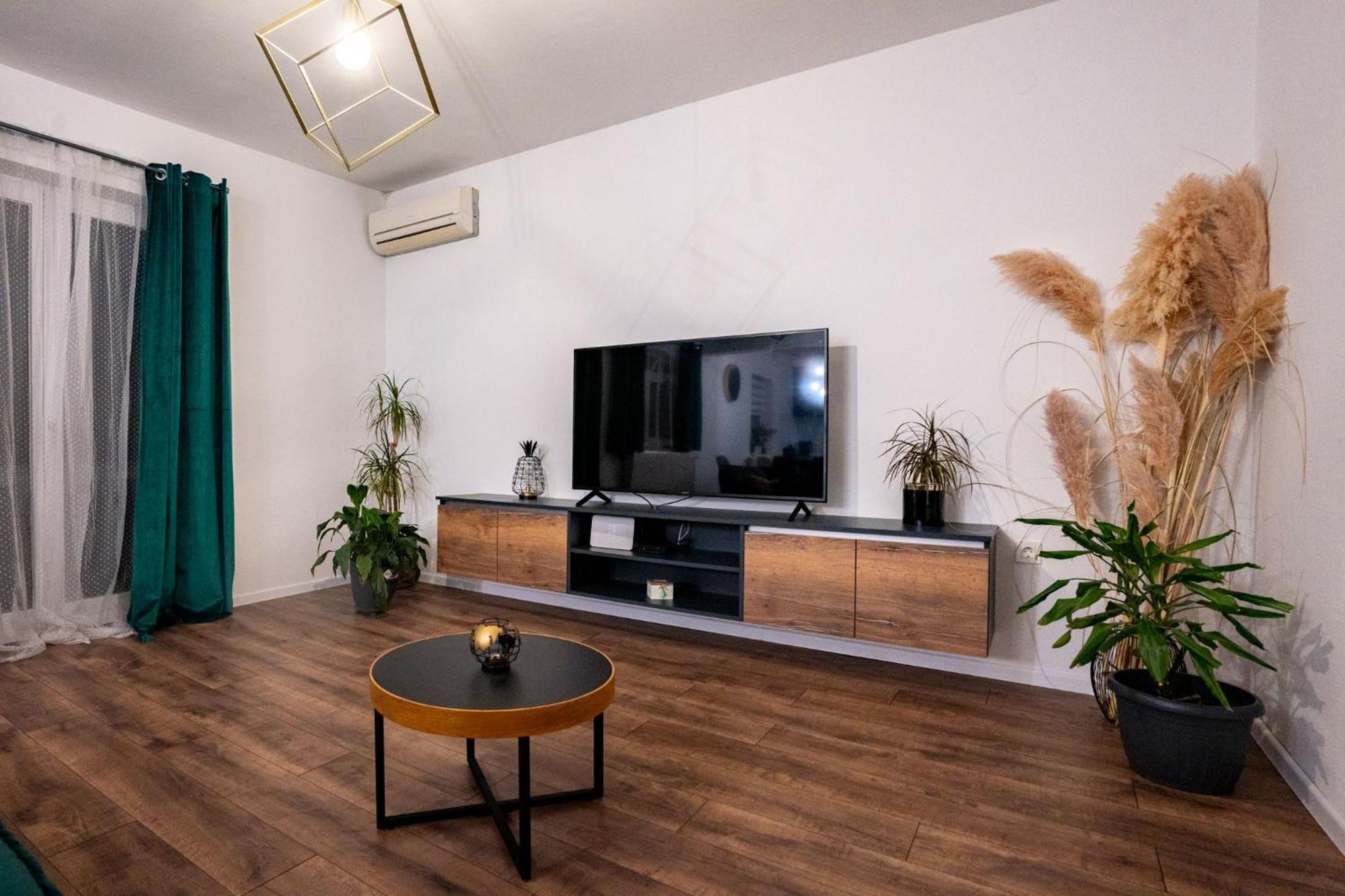 Grgurić apartments Palit Zewnętrze zdjęcie