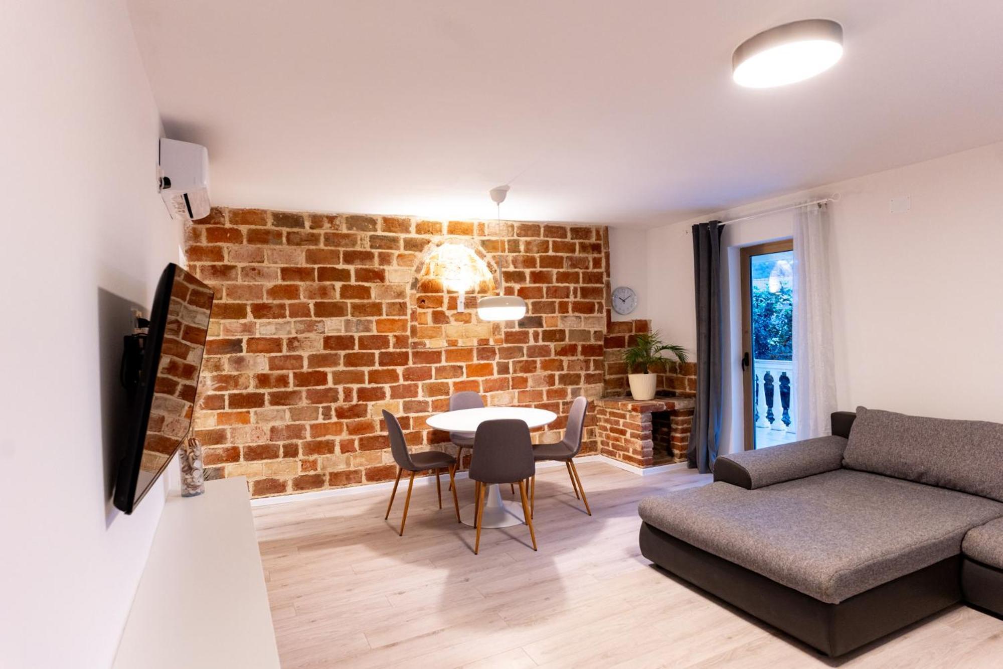 Grgurić apartments Palit Zewnętrze zdjęcie