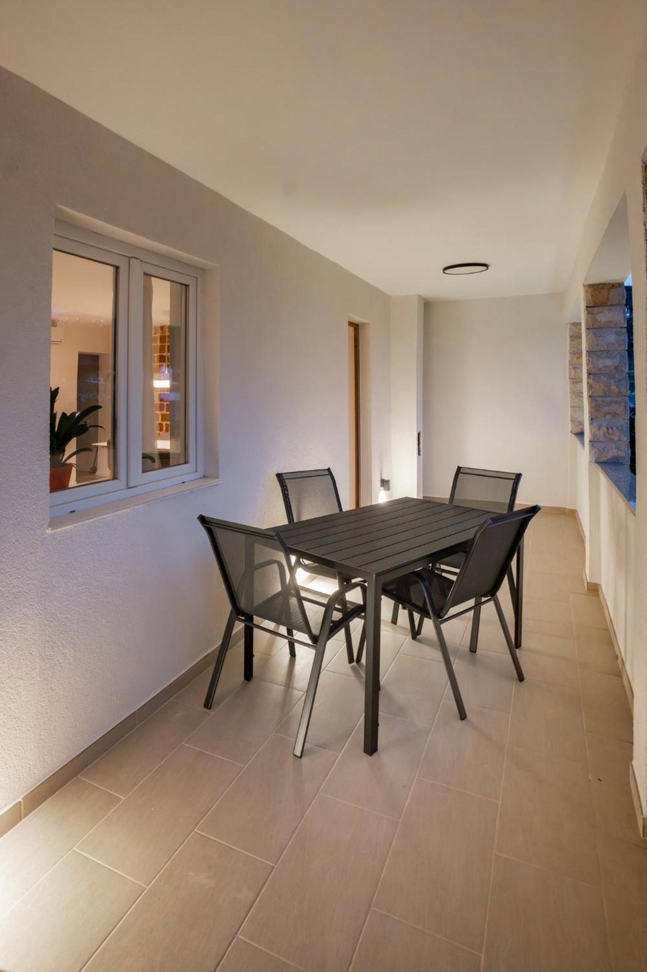 Grgurić apartments Palit Zewnętrze zdjęcie