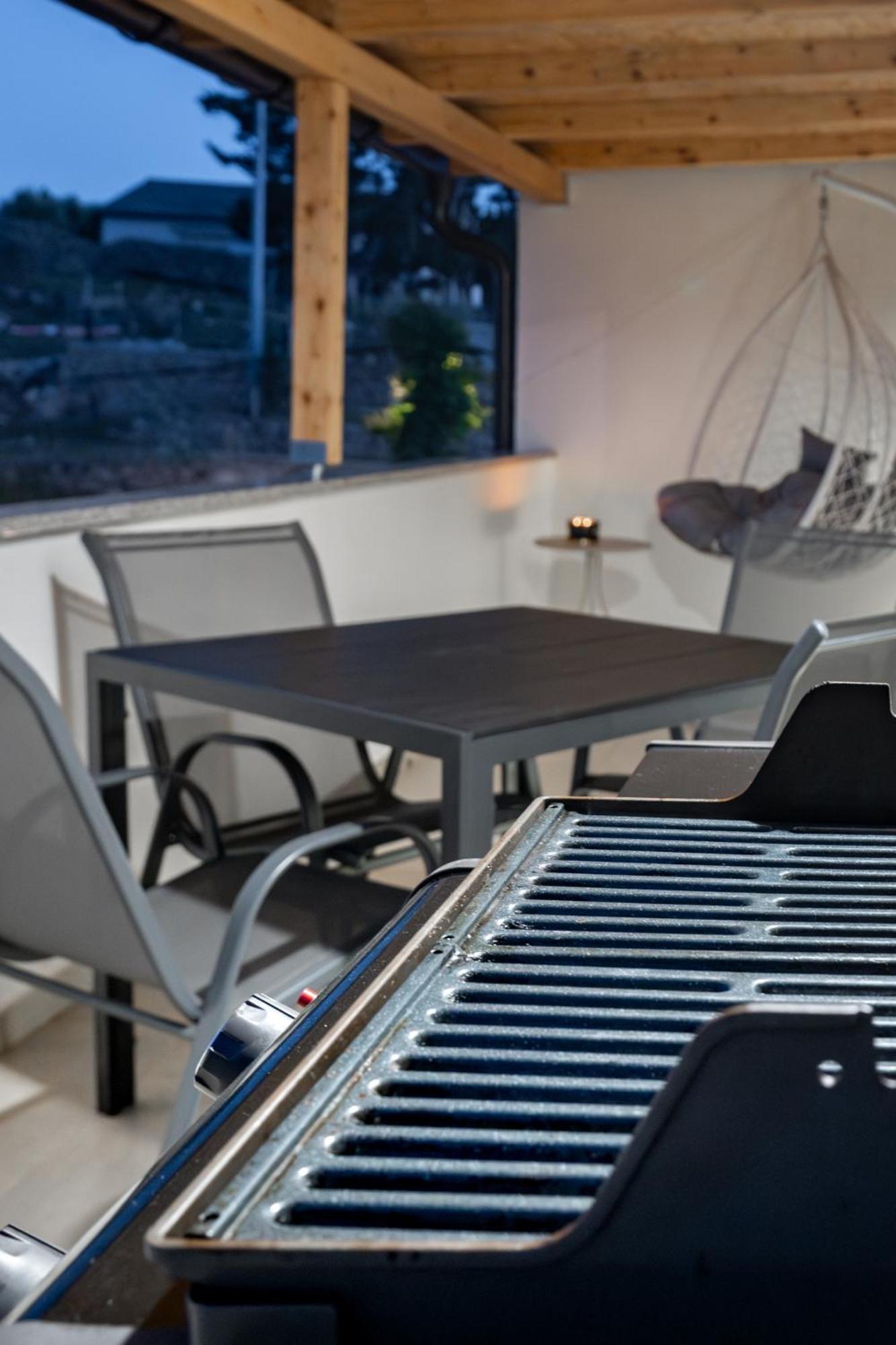 Grgurić apartments Palit Zewnętrze zdjęcie